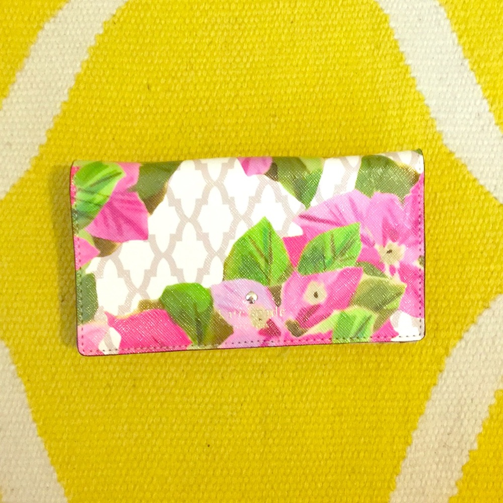 Kate spade clutch